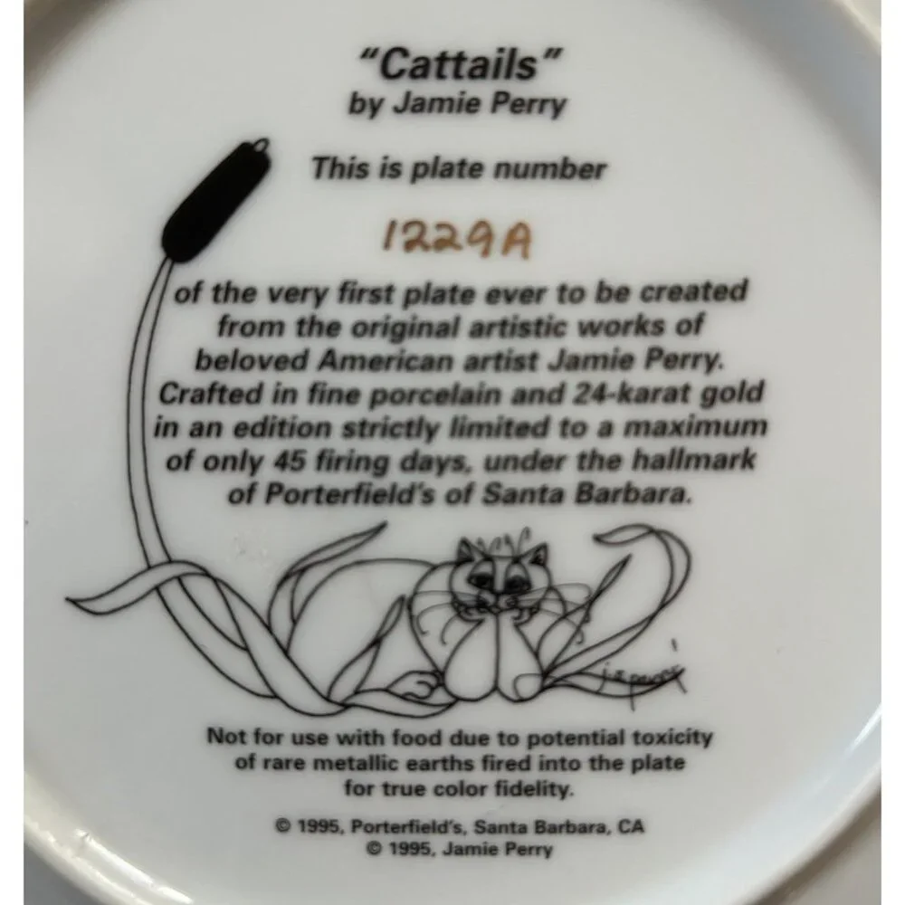 “Cattails” By Jamie Perry Collectible #1299A Porcelain Plate 24K Gold Trim Cat - Picture 5 of 5